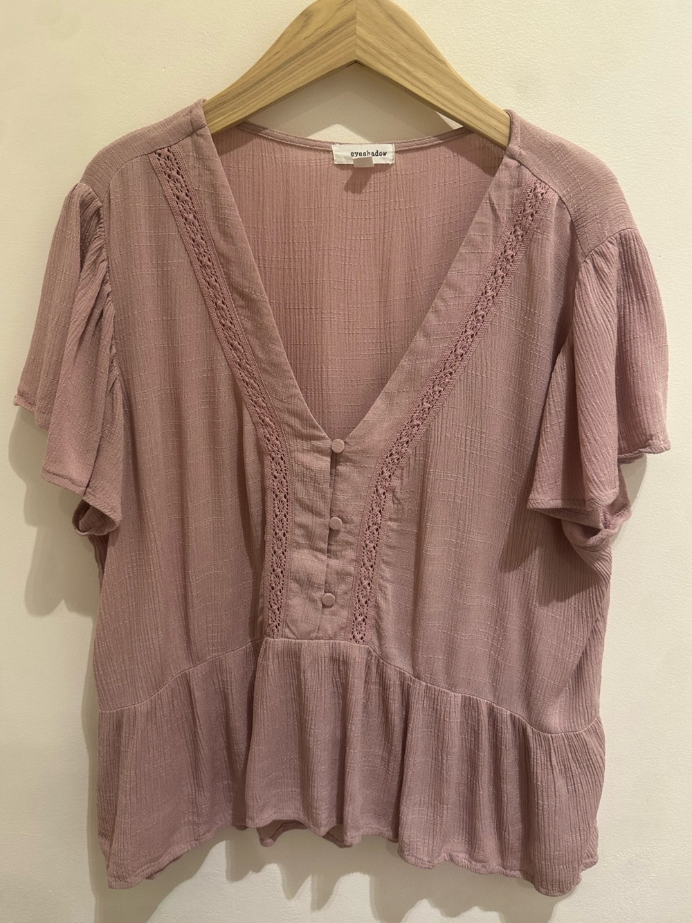 Eyeshadow Mauve Flutter Sleeve V-Neck Blouse XL